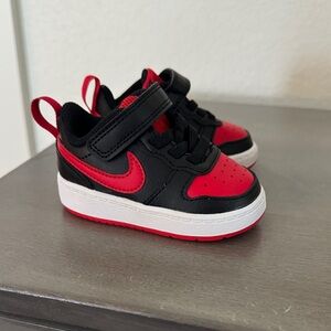 Nike Kids Black and Red Sneakers